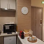 Elegant Center *